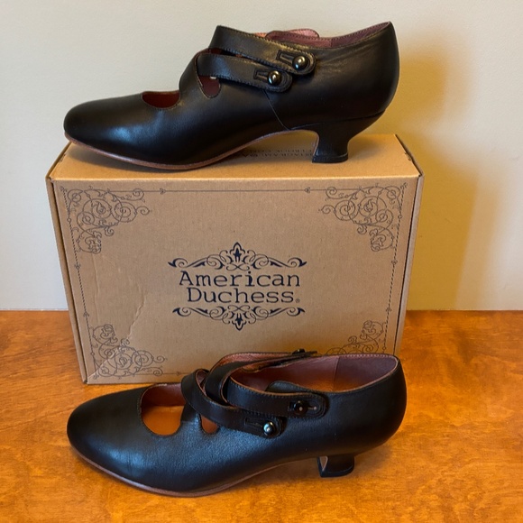 never worn 100% leather American Duchess black Astoria shoes with accessories - Picture 2 of 10